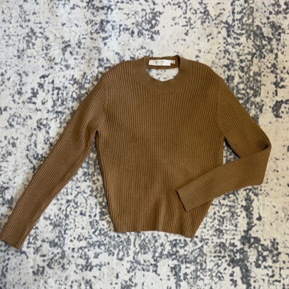 NWOT Tan Ribbed Crew Neck Open Back Sweater